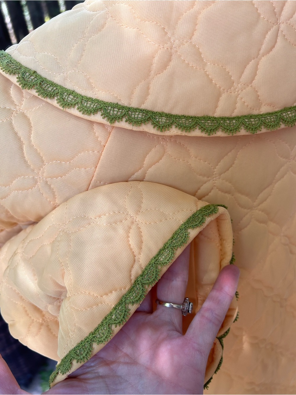 Vintage Sears Roebuck 60s 70s Embroidered Quilted Button Down Robe Size Large - Picture 5 of 8